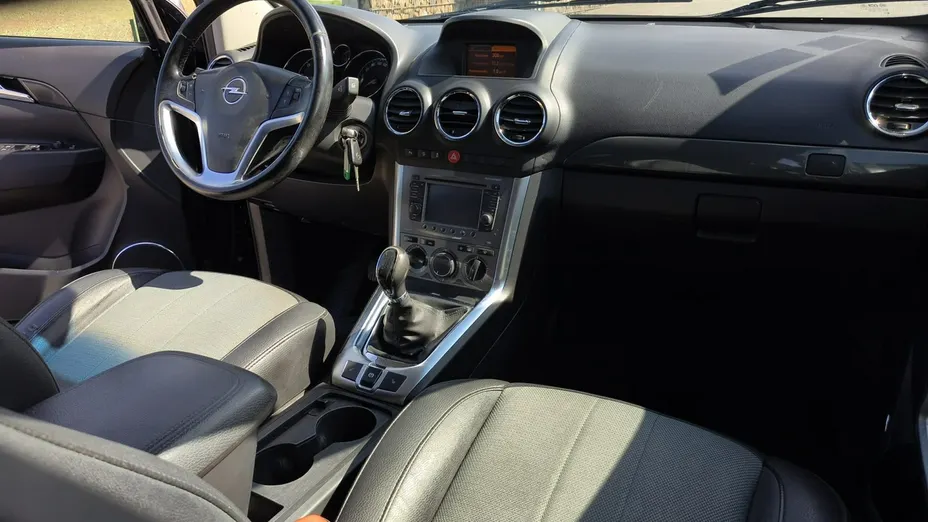 OPEL Antara -