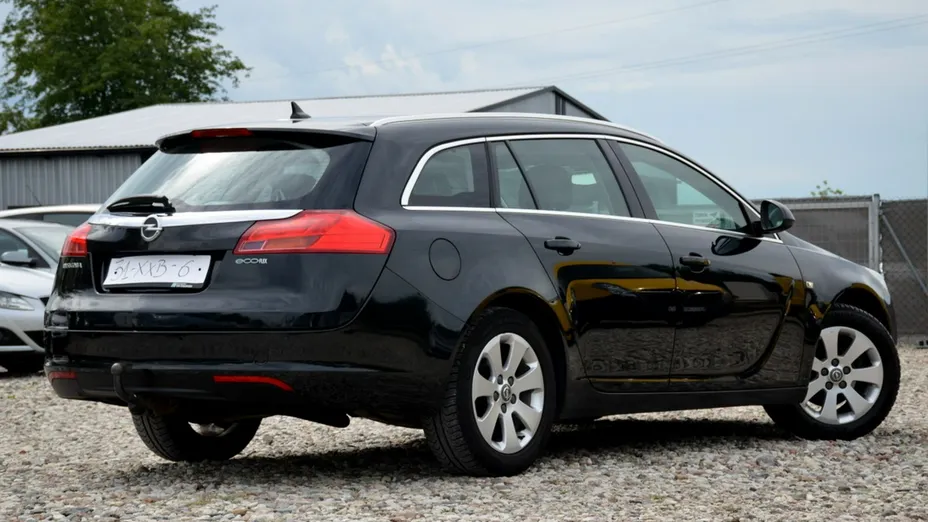 OPEL Insignia -