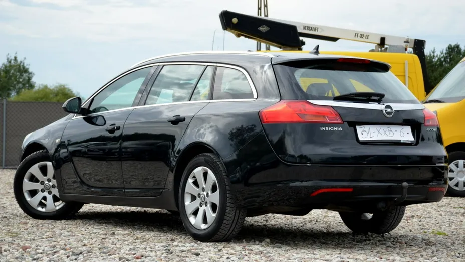 OPEL Insignia -