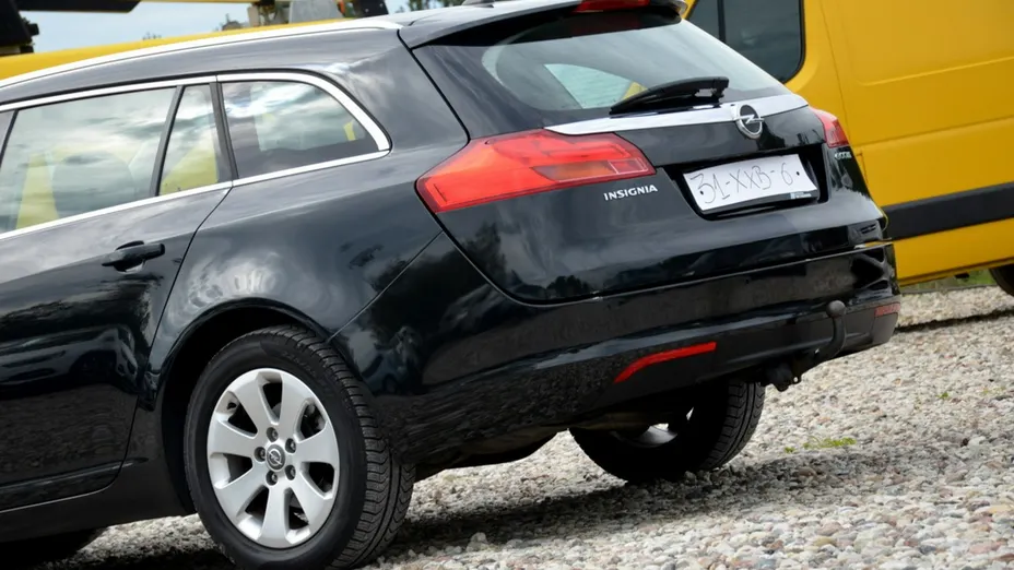 OPEL Insignia -
