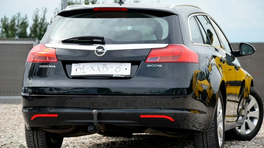 OPEL Insignia -