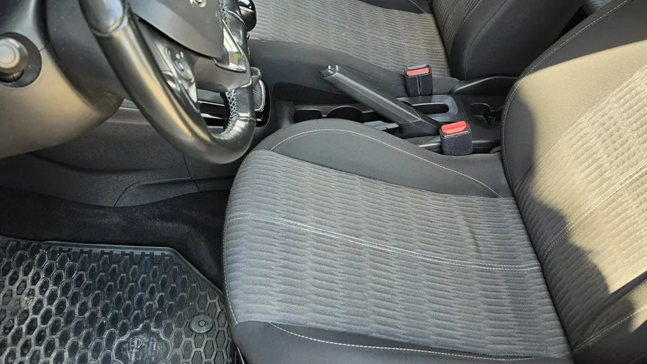 OPEL Corsa -