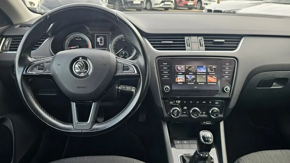 SKODA Octavia -