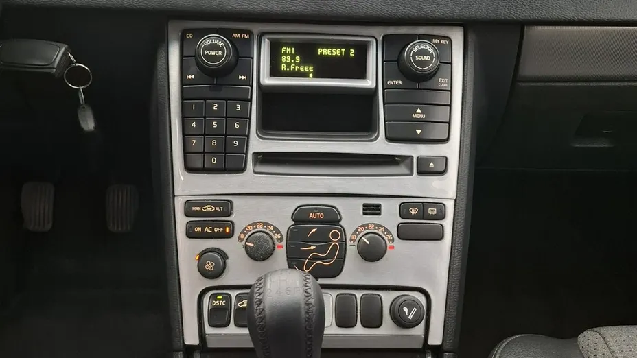 VOLVO XC90 -