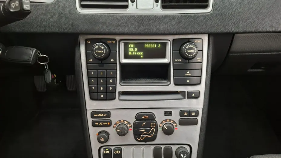 VOLVO XC90 -