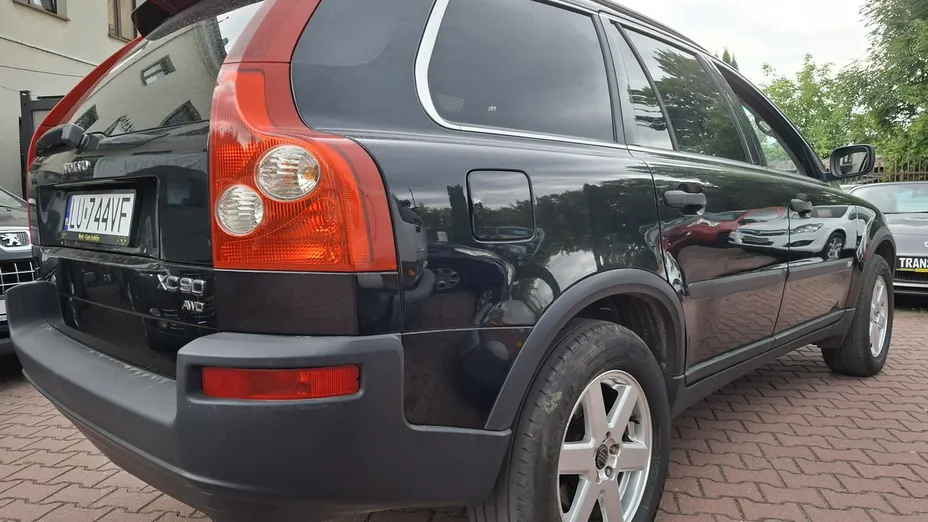 VOLVO XC90 -
