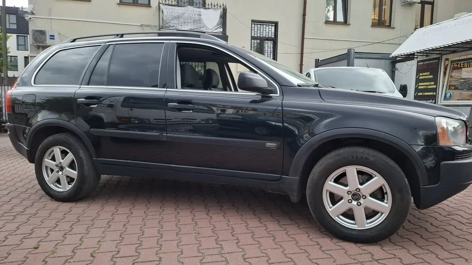 VOLVO XC90 -