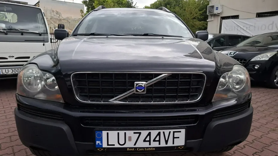 VOLVO XC90 -