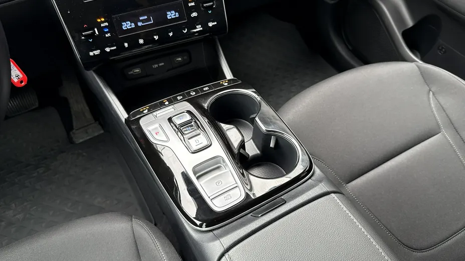 HYUNDAI Tucson -