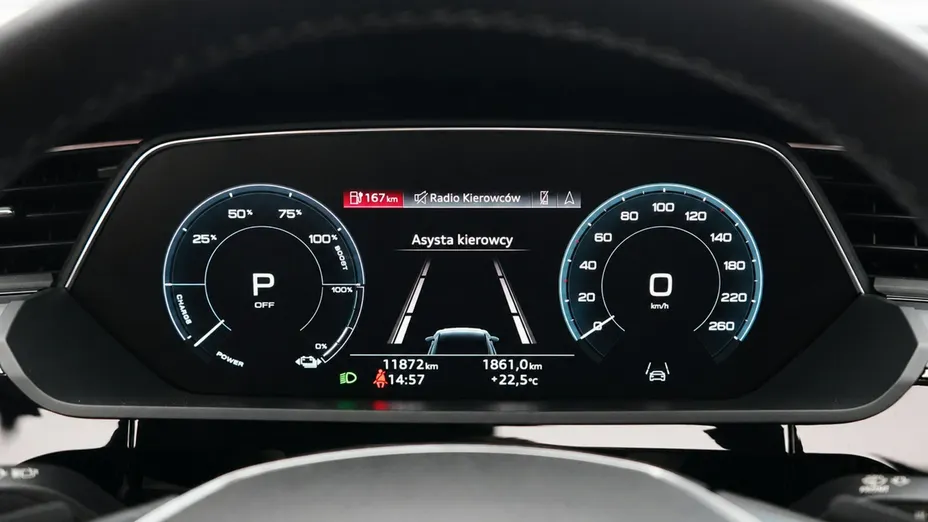 AUDI Q8 Sportback e-tron -