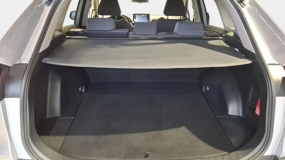 TOYOTA RAV4 -