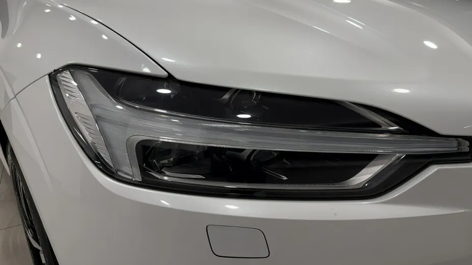 VOLVO XC60 -
