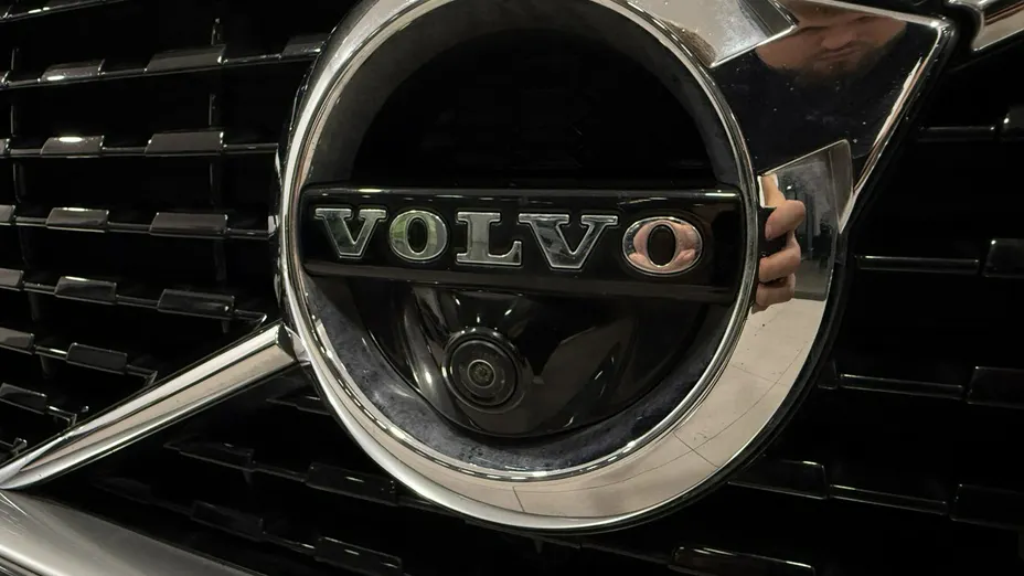 VOLVO XC60 -