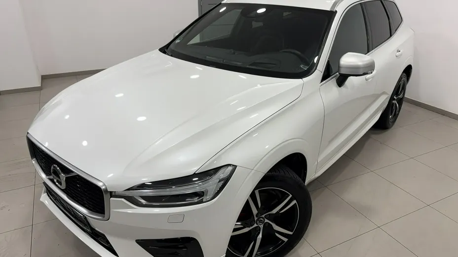 VOLVO XC60 -