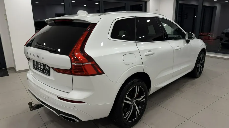 VOLVO XC60 -
