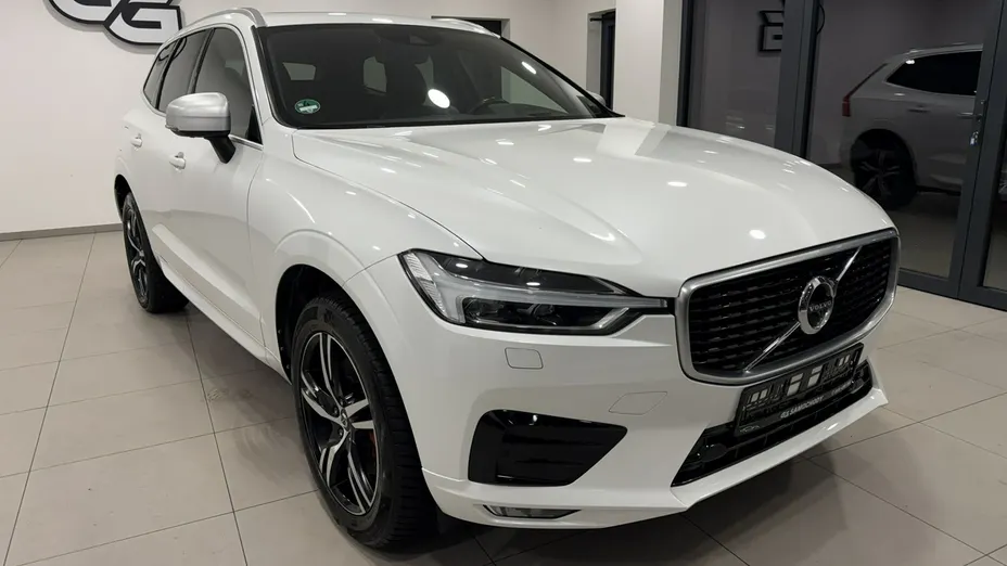 VOLVO XC60 -