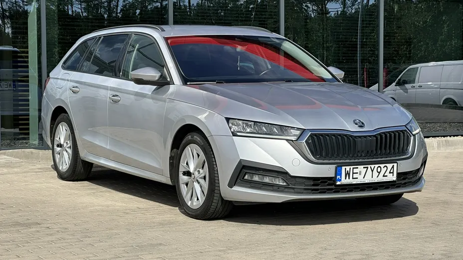 SKODA Octavia -