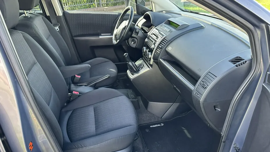MAZDA 5 -