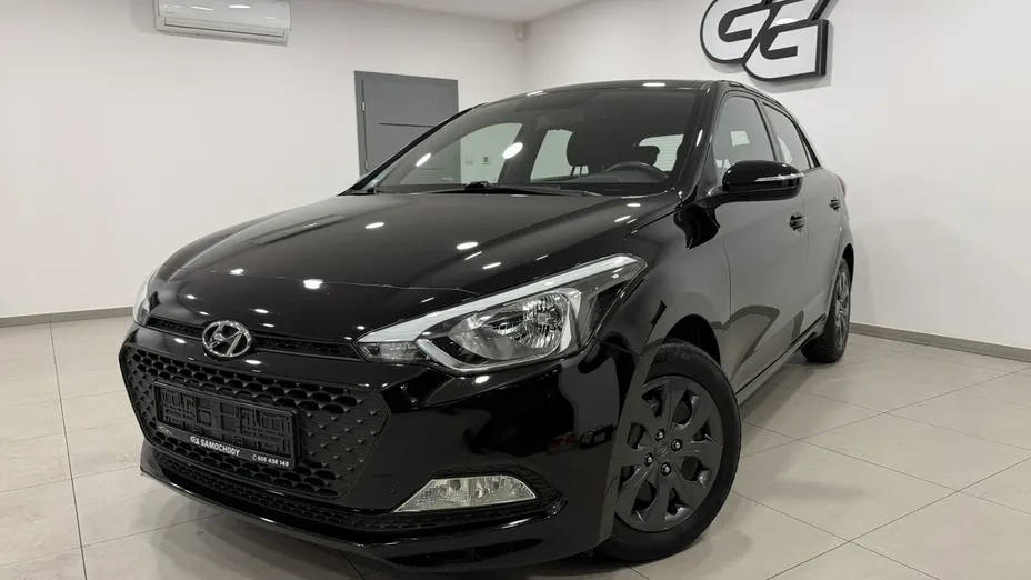 HYUNDAI i20 -