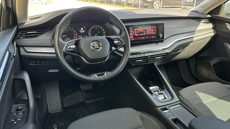 SKODA Octavia -