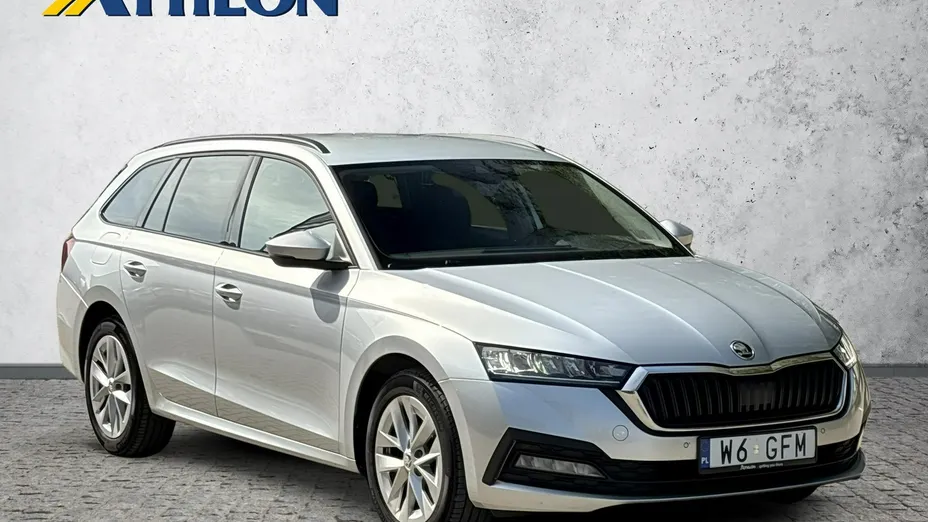 SKODA Octavia -