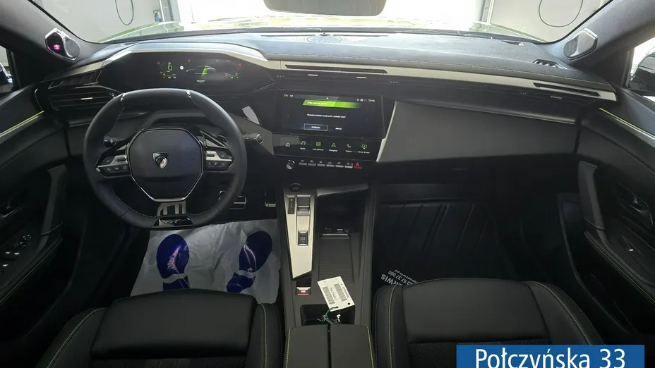 PEUGEOT 408 -