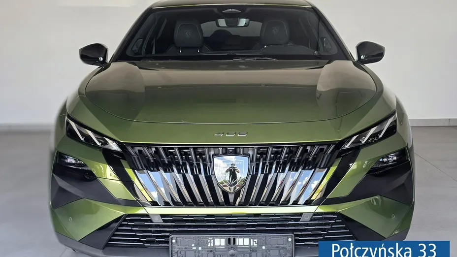 PEUGEOT 408 -