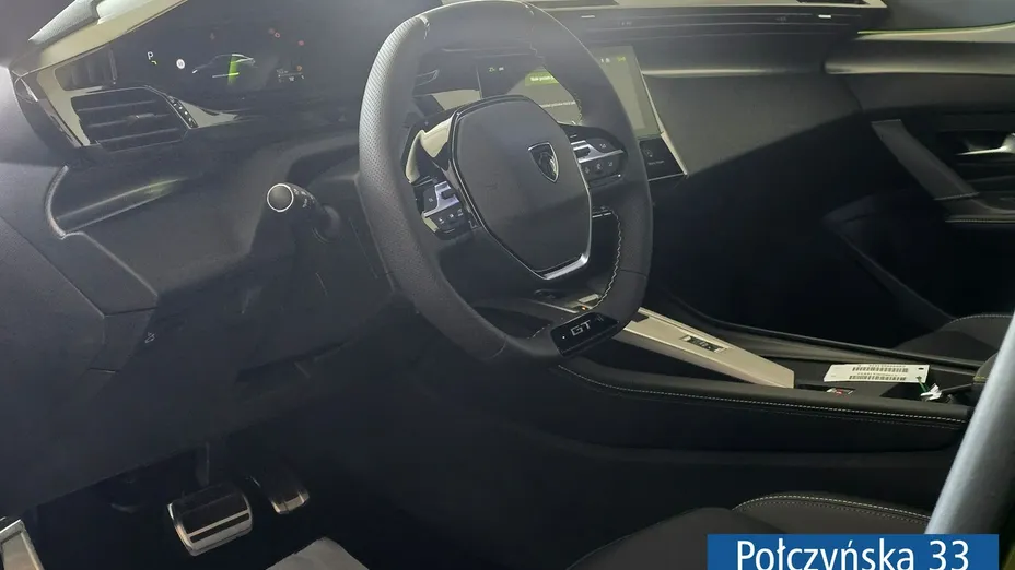 PEUGEOT 408 -