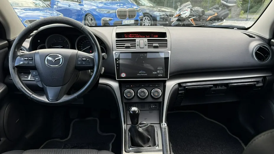 MAZDA 6 -