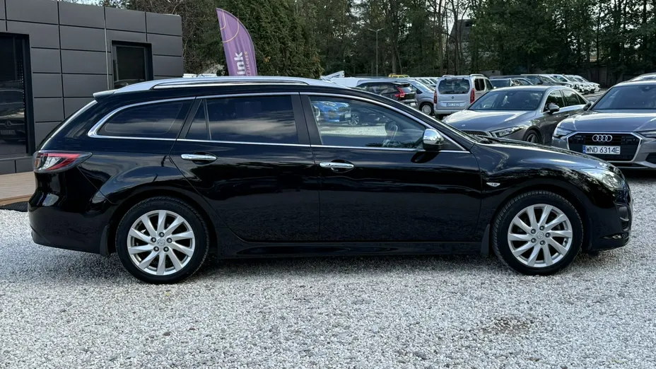 MAZDA 6 -
