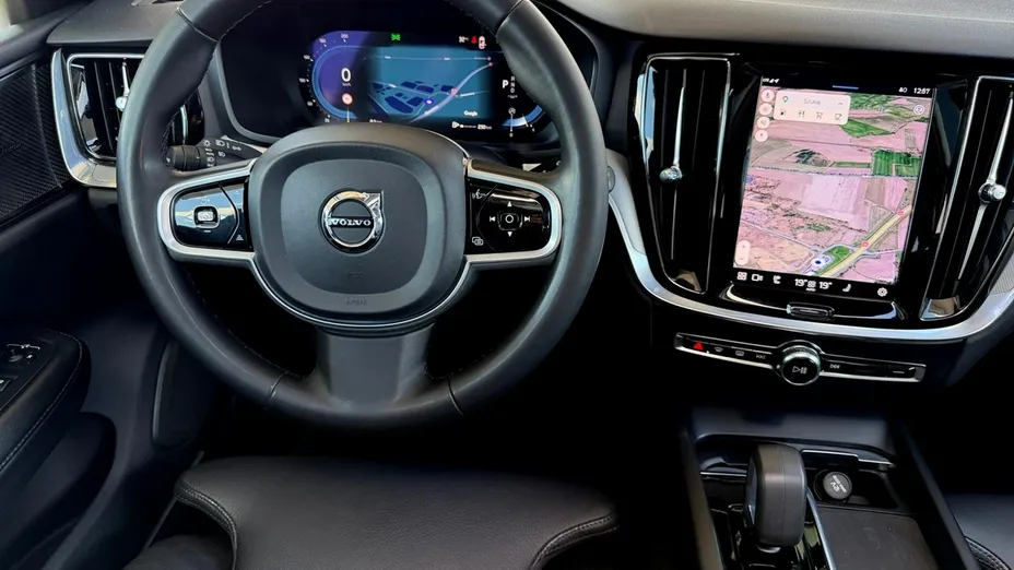 VOLVO V60 -