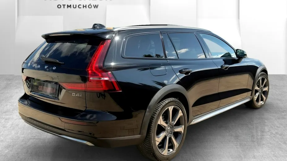VOLVO V60 -