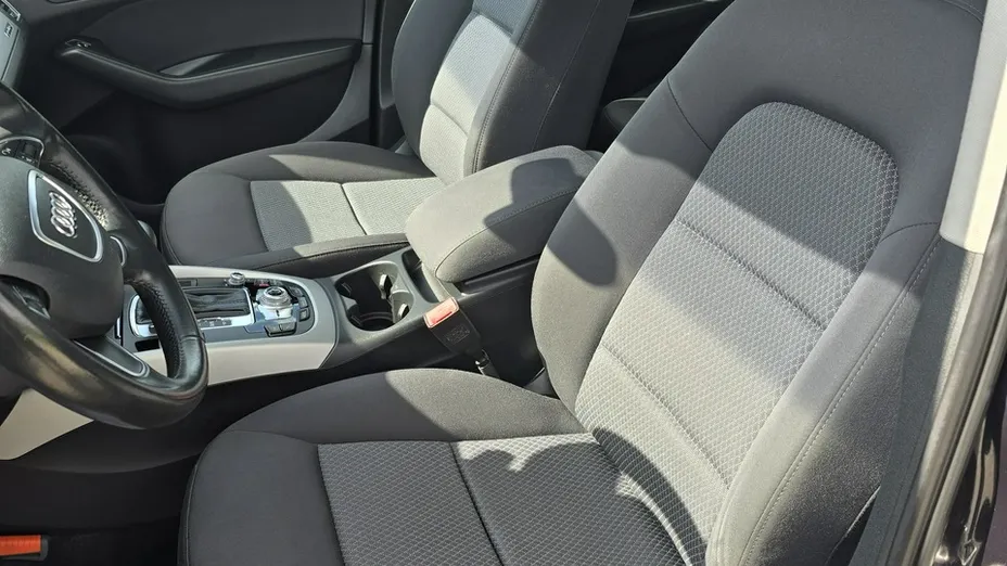 AUDI Q5 -