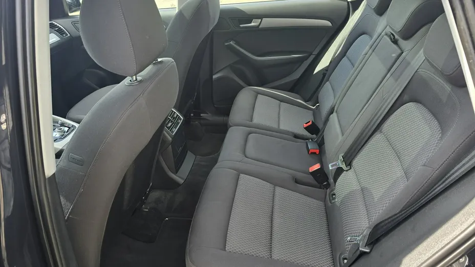 AUDI Q5 -