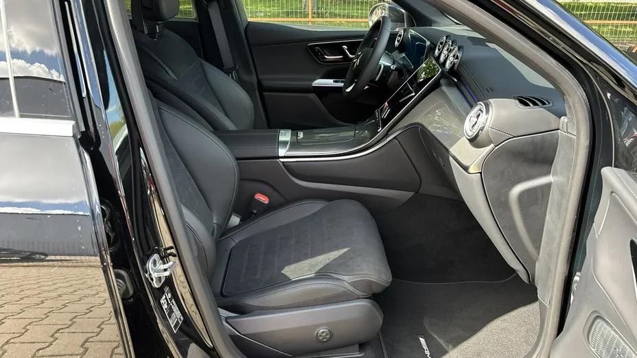 MERCEDES-BENZ GLC -