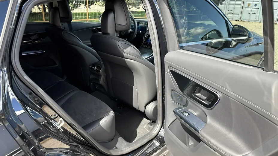 MERCEDES-BENZ GLC -