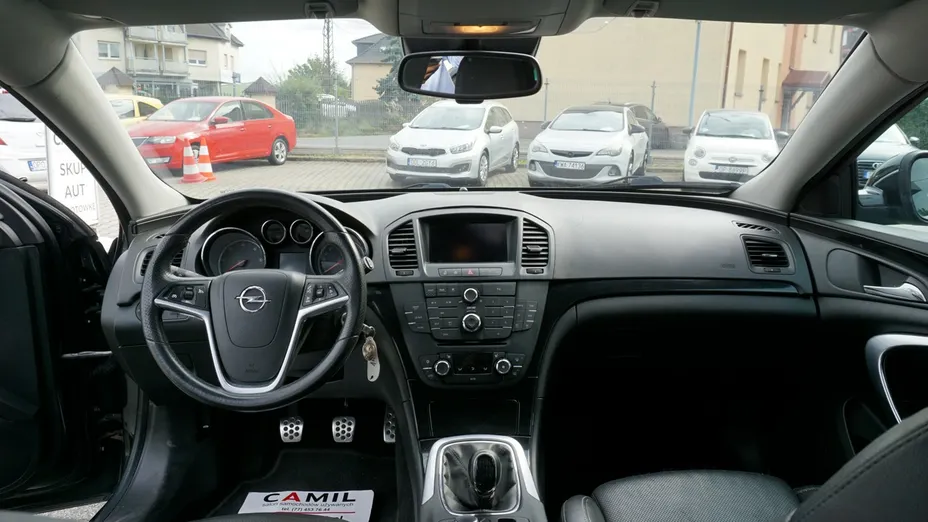 OPEL Insignia -