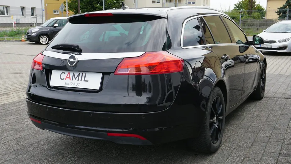OPEL Insignia -