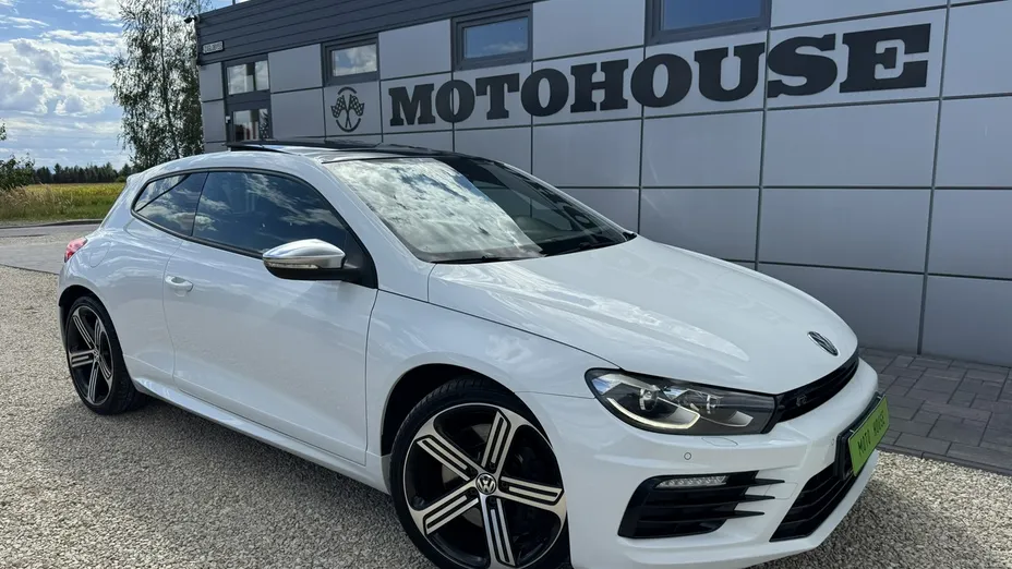 VOLKSWAGEN Scirocco -