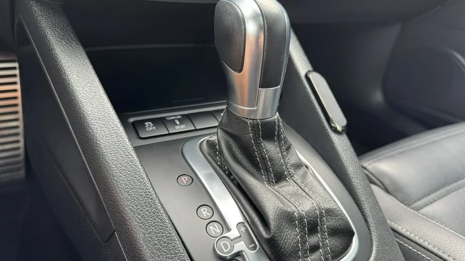 VOLKSWAGEN Scirocco -
