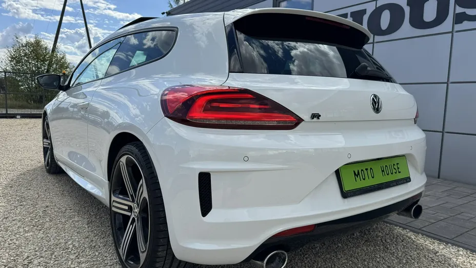 VOLKSWAGEN Scirocco -