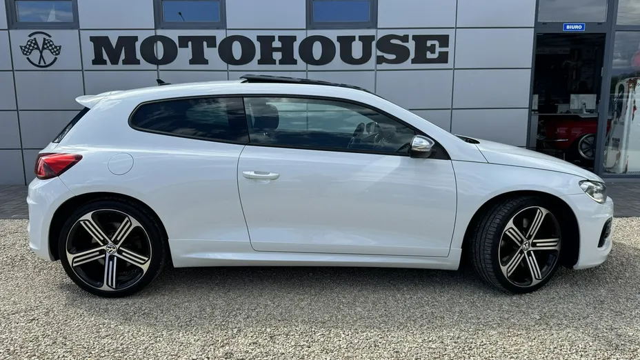 VOLKSWAGEN Scirocco -