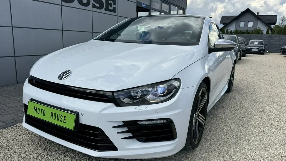 VOLKSWAGEN Scirocco -