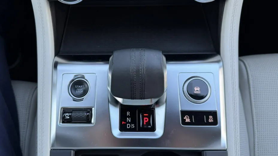JAGUAR F-Pace -