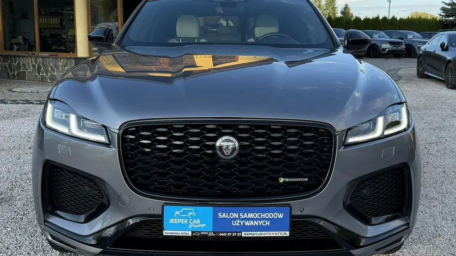 JAGUAR F-Pace -