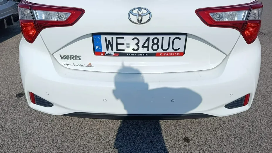 TOYOTA Yaris -