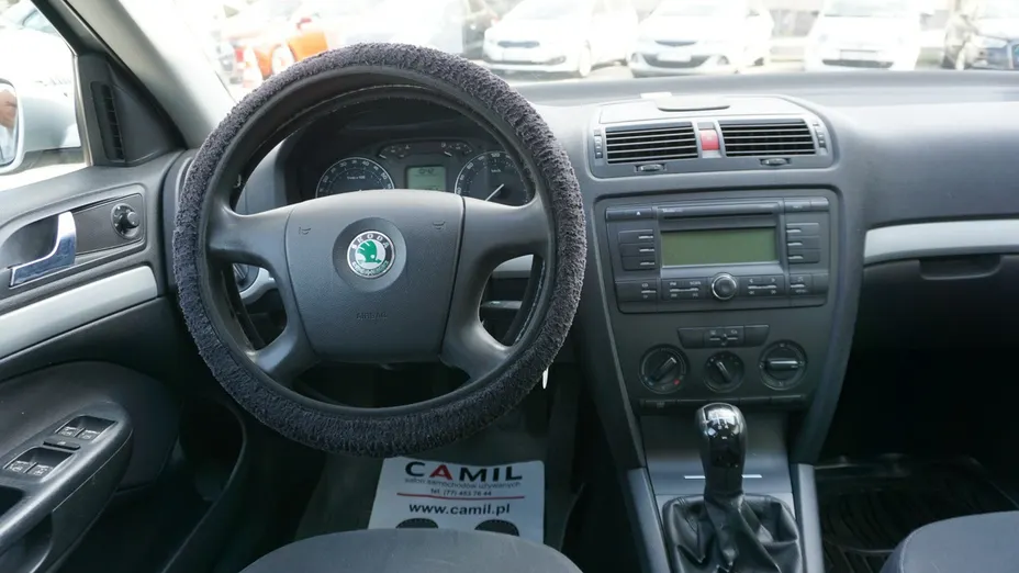 SKODA Octavia -