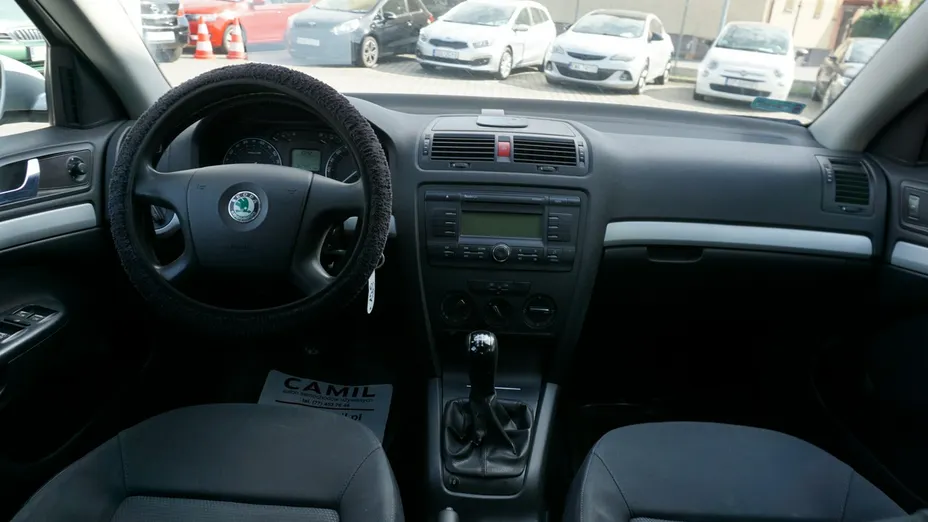 SKODA Octavia -