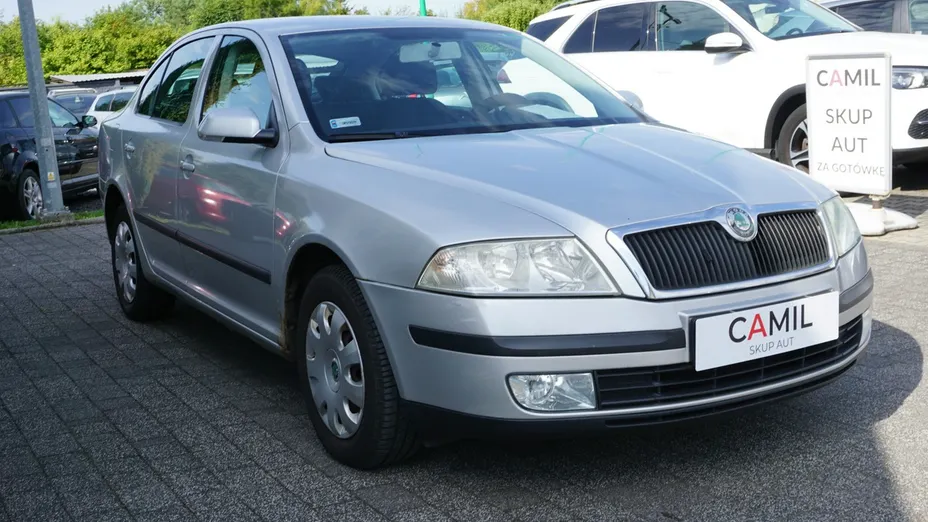 SKODA Octavia -