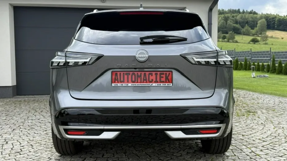 NISSAN Qashqai -